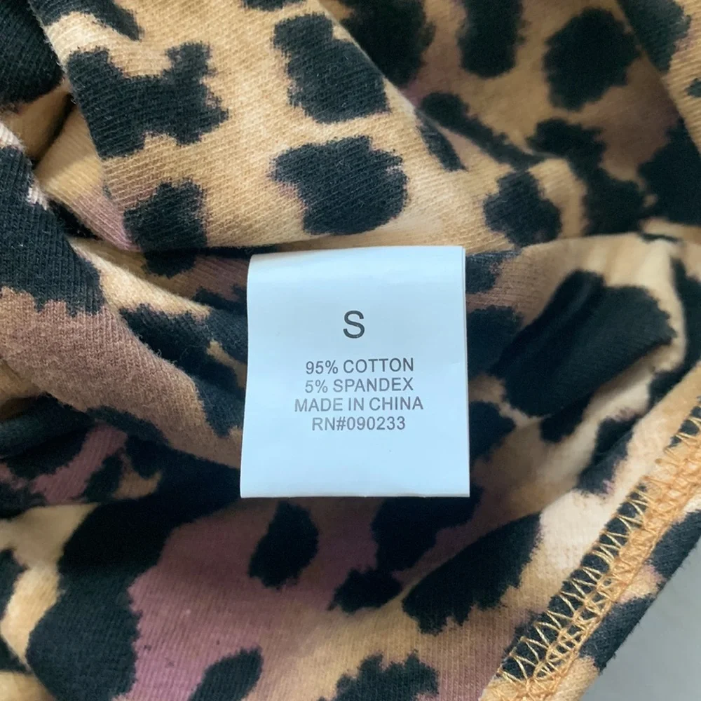 NWT Kendall + Kylie Animal Print Sleeveless V-Neck Bodysuit Womens Small - Picture 6 of 6